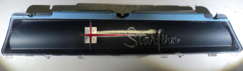 1962   Oldsmobile Starfire   plast emblem instrumentbräda
