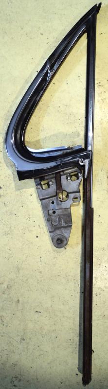 1961   Cadillac  2dr ht  ventilation window unit (without glass pane)  left
