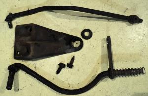 1970   Oldsmobile 98   455 400 aut  gear shift brace