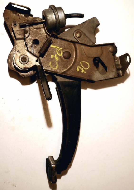 1970   Cadillac    handbrake mechanism