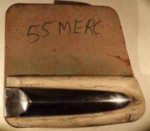 1955 Mercury    SW    fuel cap hatch