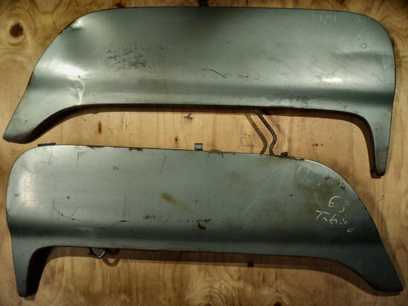 1963 Thunderbird    fender skirt (a pair of bumps but without rust)      (pair)