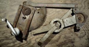 1954 Mercury    2dr ht   window crank mechanism        right front