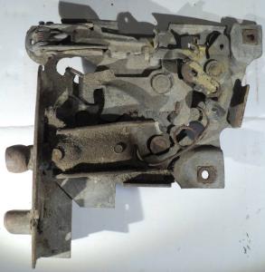 1954   Cadillac 4dr sedan   lockcase left