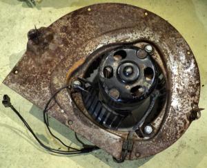 1962  Chrysler Imperial    fan motor