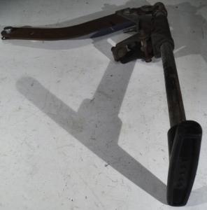 1967  Dodge Dart    handbrake mechanism