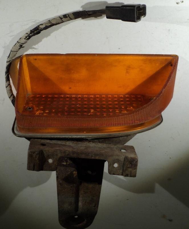 1973 Plymouth Satellite   turn signal light      left front