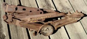 1979   Chevrolet Chevelle      hood hinge pair