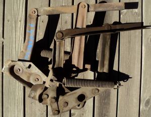 1974 Ford Ranchero         hood hinge pair