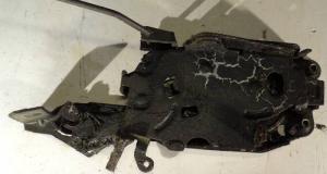 1968  Buick Electra 2dr ht    låskista höger