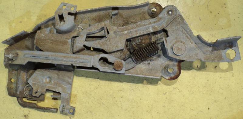 1960 Pontiac Catalina 4dr sedan  lockcase right front