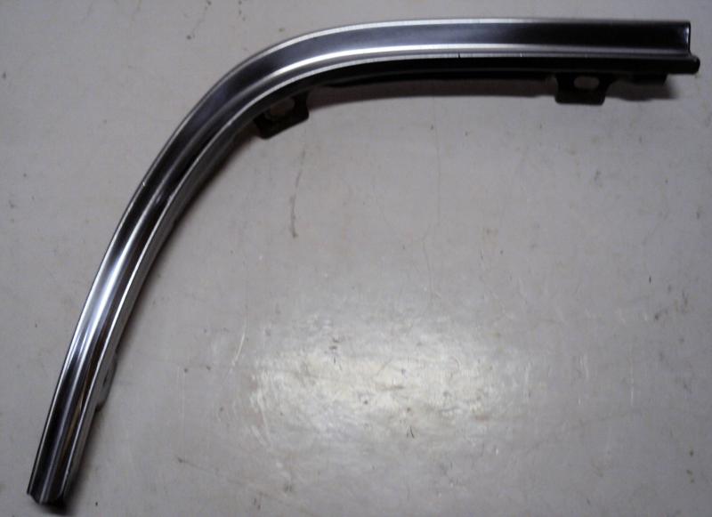 1962   Cadillac    chrome front fender right