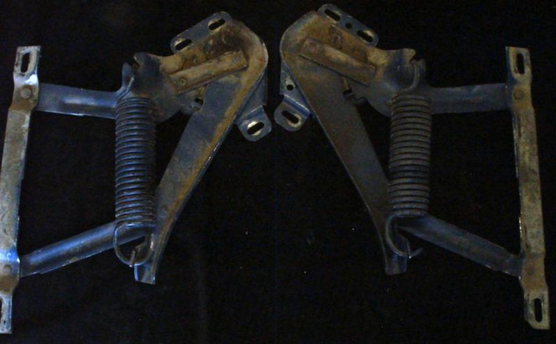 1972 Dodge Coronet hood hinge pair