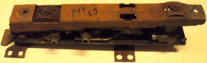 1967 Cadillac  rail power seat 6 way          right