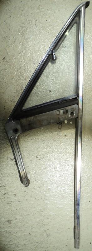 1965  Chrysler 300   4dr ht      ventilationsruta enhet    vänster