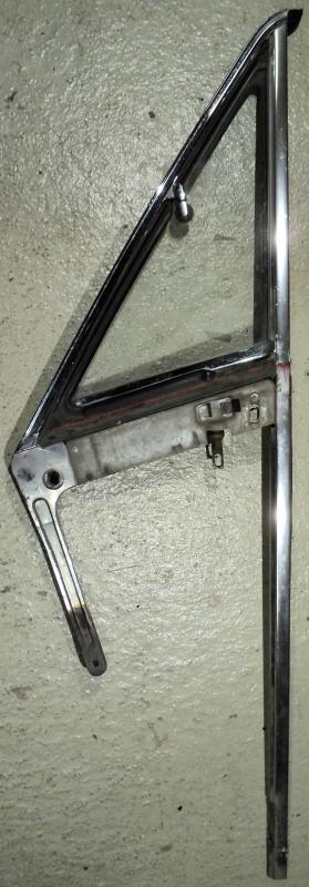 1965  Dodge Polara   2dr ht        ventilation window unit    left