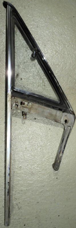 1965  Chrysler NewYorker   2dr ht   ventilationsruta enhet    höger