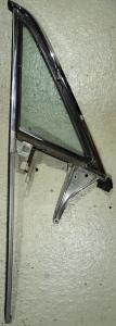 1968 Ford LTD    4dr ht    ventilation window unit    right