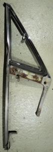 1967  Chrysler Newport   2 dr cab  ventilation window unit  (damaged see picture) right