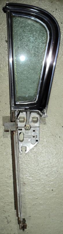 1960   Cadillac  6 windows        ventilation window unit    right