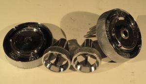 1962   Oldsmobile Starfire    radio dials