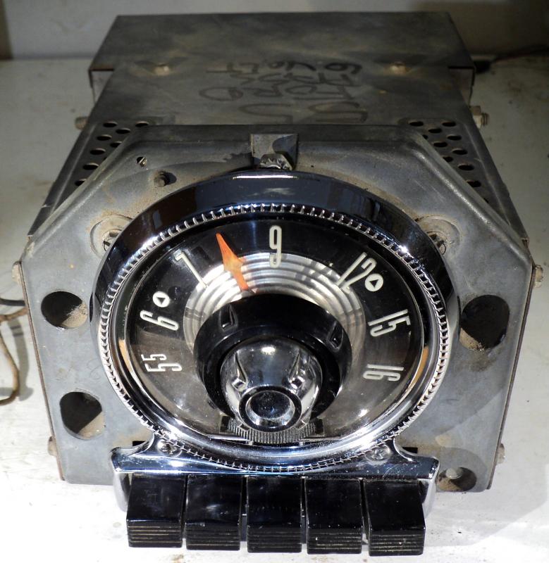 1955 Ford  radio (not tested) (the hand does not go all the way)