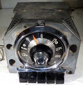 1955 Ford  radio (not tested) (the hand does not go all the way)