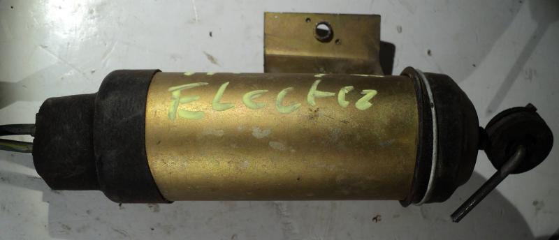 1972   Buick Electra  4 dr   soleniod c-lock  right front
