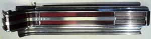 1972   Buick LeSabre    taillight  left      (small pores in chrome)