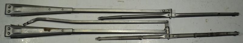 1969  Chrysler Newport   wiper arms (pair)