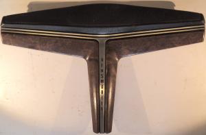 1970  Oldsmobile 98   steering wheel center