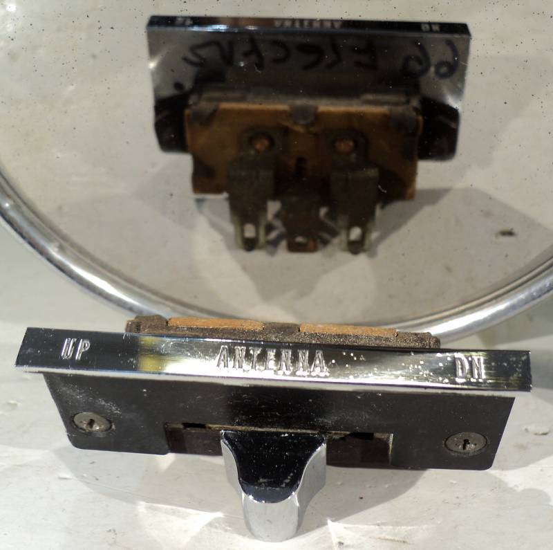 1966   Buick Electra  button electric antenna