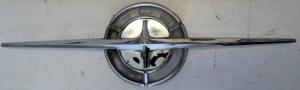 1966  Chrysler 300      emblemtrunk lid      (a bracket of see picture)