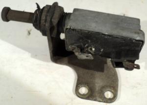 1964    Cadillac TH400     kickdown contact