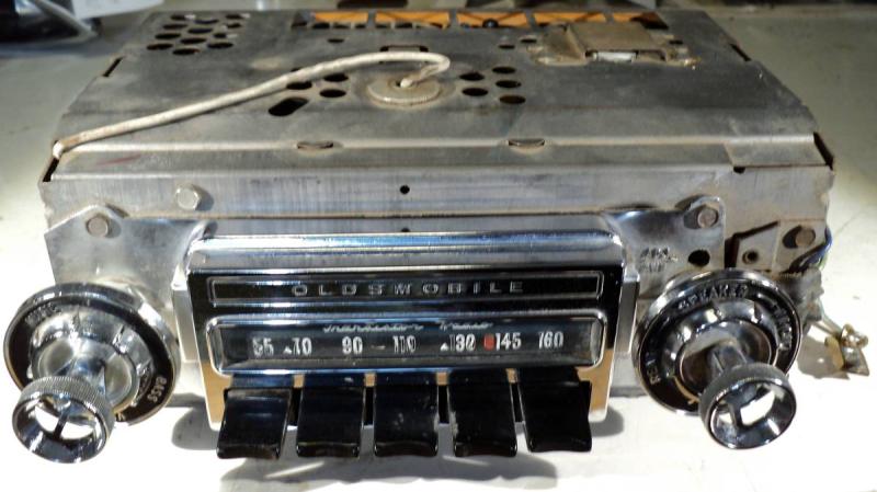 1963   Oldsmobile Super 88    radio (ej testad)