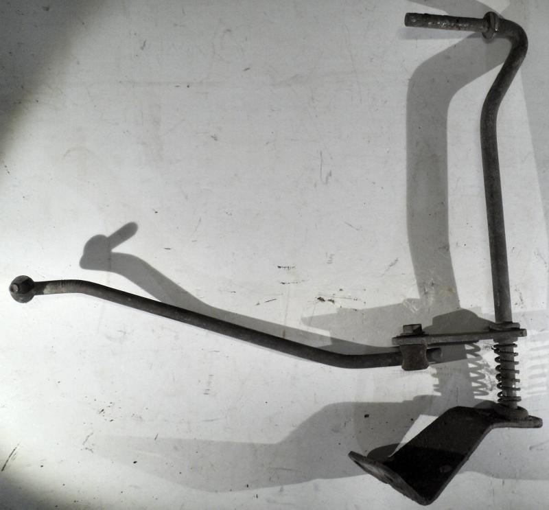 1967  Pontiac Bonneville     gear shift brace