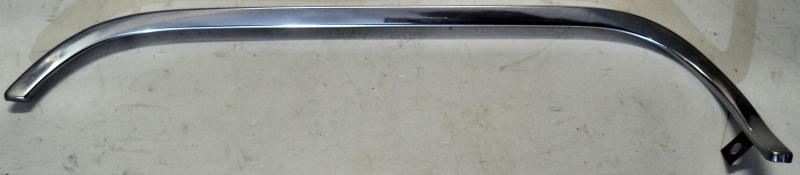 1961   Buick Electra    molding above left rear lamp