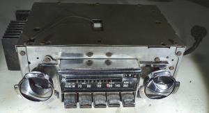 1968   Oldsmobile 98    radio (not tested) AM/FM non-amplifier part