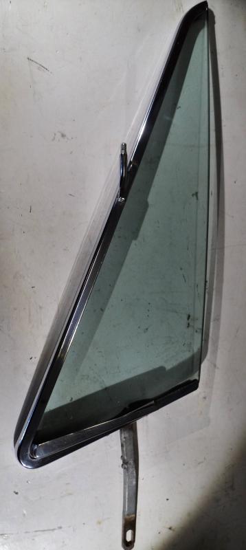 1968   Cadillac  DeVille   ventilation window tinted left