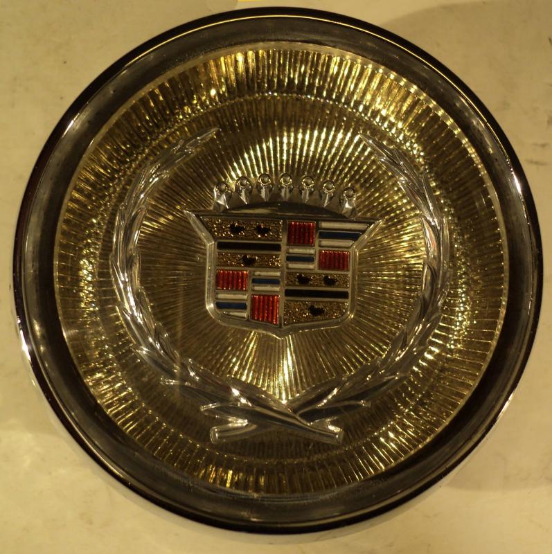 1964 Cadillac  centrum ratt