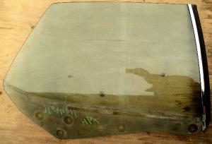 1973 Oldsmobile 98 4dr ht    side window tinted right rear