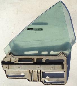 1970 Chrysler 300  2 dr cab    side window tinted right rear