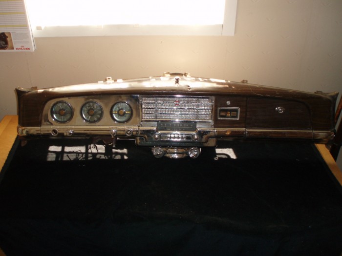 1948 Plymouth dashboard