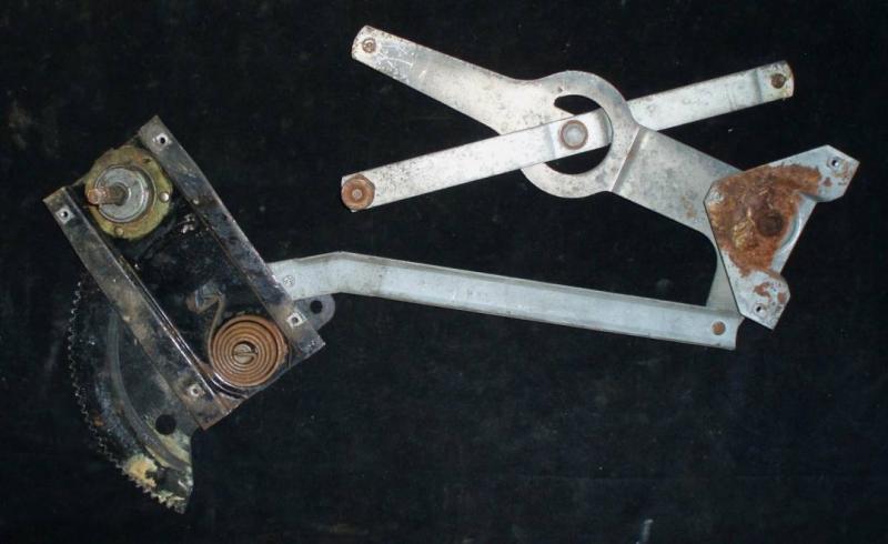 1953 Mercury 2dr ht window crank mechanism left
