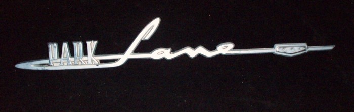 1959 Mercury Park Lane emblem