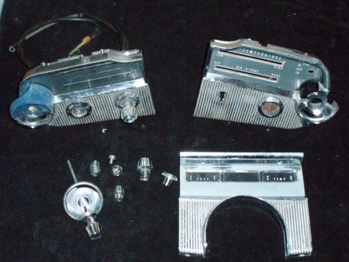 1960 Mercury div kromdelar instrumentbräda