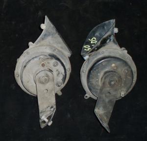 1960 Oldsmobile horn (pair)