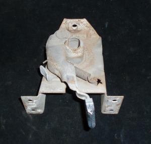 1960 Pontiac Bonneville hood lock