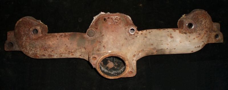 1960 Pontiac exhaust manifold left 532312