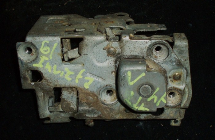 1961 Buick Invicta 2dr ht lockcase left